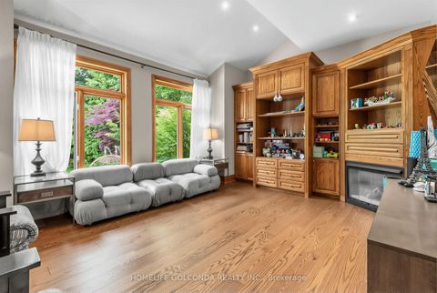 Photo 15 at 164 Owen Boulevard, Windfields, Toronto