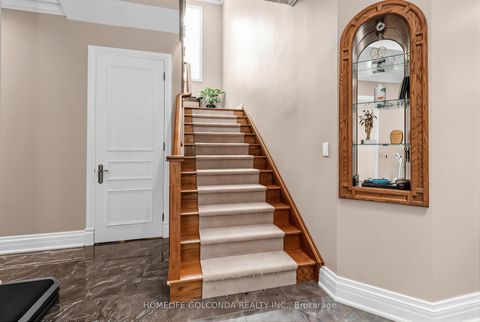Photo 21 at 164 Owen Boulevard, Windfields, Toronto