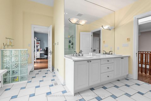 Photo 30 at 164 Owen Boulevard, Windfields, Toronto