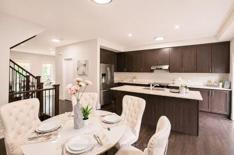 Photo 8 at 30 Kenneth Wood Crescent, Newtonbrook East, Toronto