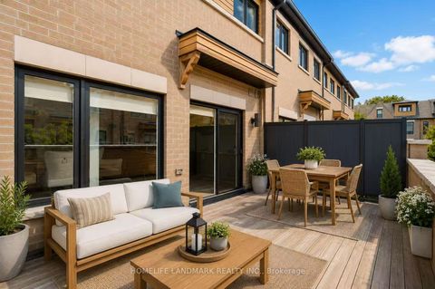 Photo 16 at 30 Kenneth Wood Crescent, Newtonbrook East, Toronto