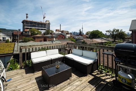 Photo 26 at 221 Palmerston Avenue, Bellwoods, Toronto