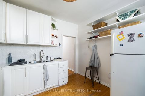 Photo 30 at 221 Palmerston Avenue, Bellwoods, Toronto