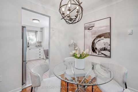 Photo 7 at 70 - 3 Centennial Pk Road, West Deane, Toronto