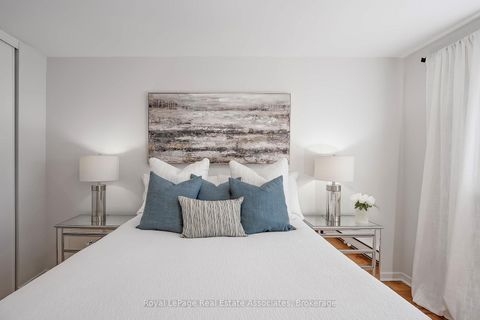 Photo 22 at 70 - 3 Centennial Pk Road, West Deane, Toronto