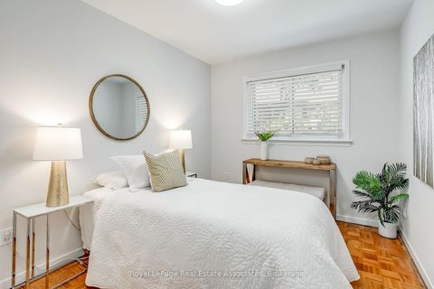 Photo 24 at 70 - 3 Centennial Pk Road, West Deane, Toronto
