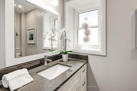 Photo 27 at 70 - 3 Centennial Pk Road, West Deane, Toronto