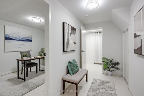 Photo 31 at 70 - 3 Centennial Pk Road, West Deane, Toronto