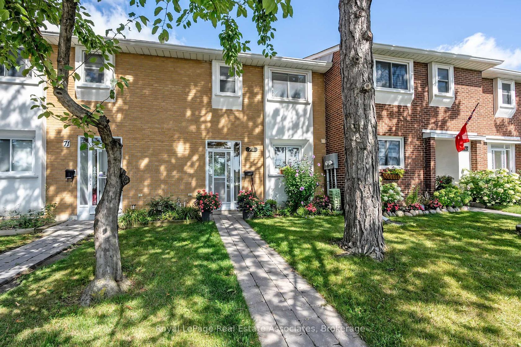 70 - 3 Centennial Pk Road, West Deane, Toronto 