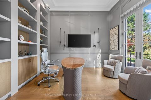 Photo 4 at 154 Yonge Boulevard, Nortown, Toronto