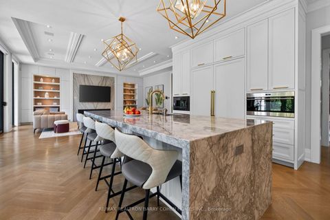 Photo 14 at 154 Yonge Boulevard, Nortown, Toronto