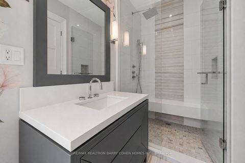 Photo 29 at 154 Yonge Boulevard, Nortown, Toronto
