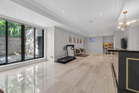 Photo 38 at 154 Yonge Boulevard, Nortown, Toronto