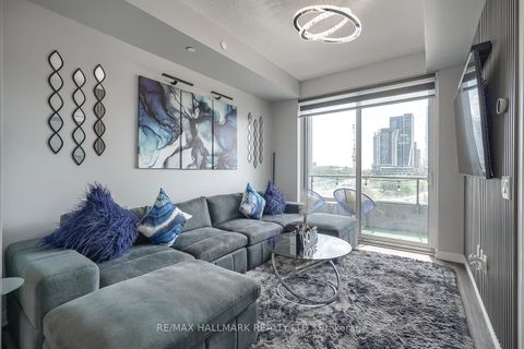Photo 8 at 421 - 9 Tecumseth Street, Niagara, Toronto
