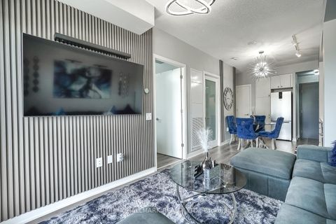 Photo 10 at 421 - 9 Tecumseth Street, Niagara, Toronto