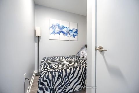 Photo 19 at 421 - 9 Tecumseth Street, Niagara, Toronto