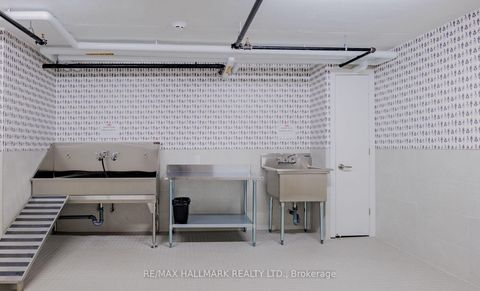 Photo 34 at 421 - 9 Tecumseth Street, Niagara, Toronto