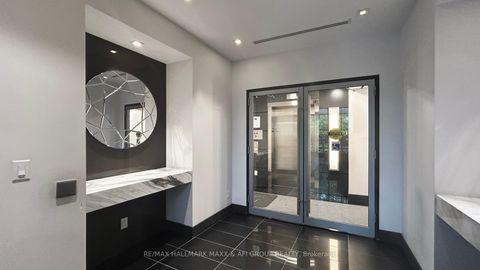 Photo 3 at 617 - 399 Spring Garden Avenue, Willowdale East, Toronto