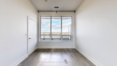 Photo 24 at 617 - 399 Spring Garden Avenue, Willowdale East, Toronto