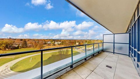 Photo 35 at 617 - 399 Spring Garden Avenue, Willowdale East, Toronto