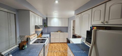 Photo 16 at 8 - 21 Rockwood Drive, Cliffcrest, Toronto