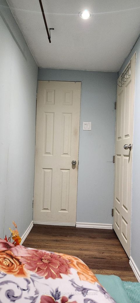 Photo 21 at 8 - 21 Rockwood Drive, Cliffcrest, Toronto