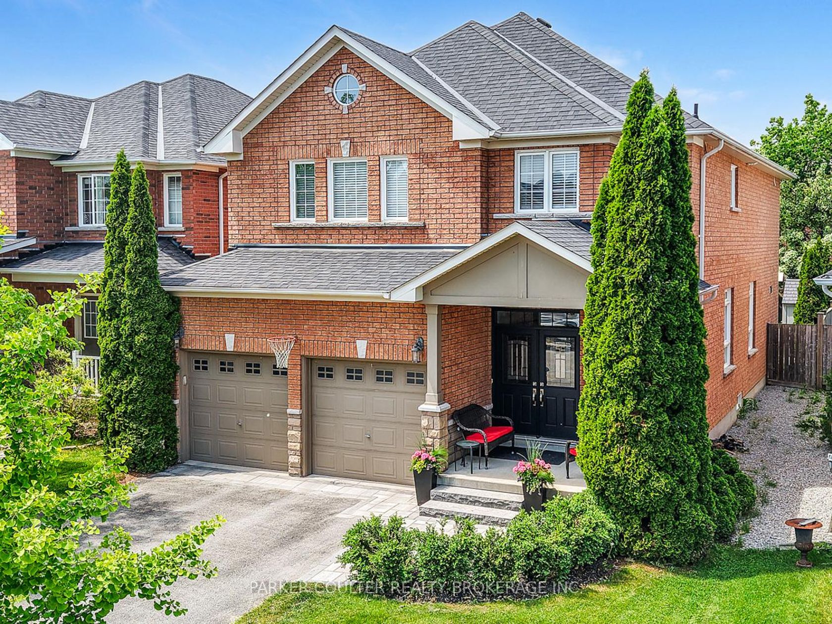 53 Tudor Crescent, Shore, Barrie photo number 2