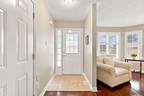 Photo 3 at 7 Stanley Street, East Bayfield, Barrie