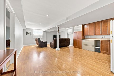 Photo 24 at 7 Stanley Street, East Bayfield, Barrie