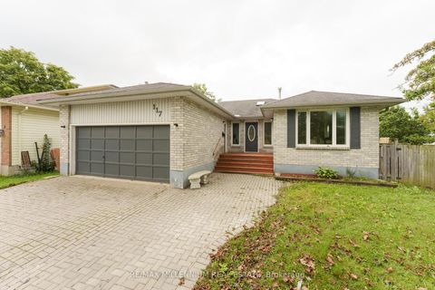 Photo 4 at 117 Rose Street, Wellington, Barrie