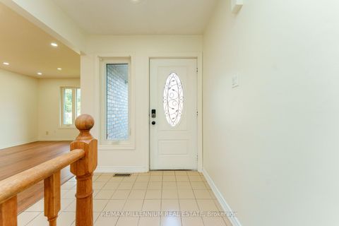 Photo 6 at 117 Rose Street, Wellington, Barrie
