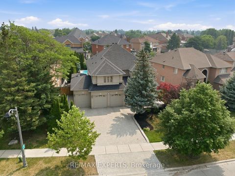 Photo 1 at 215 Velmar Drive, East Woodbridge, Vaughan