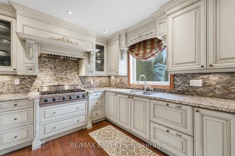 Photo 11 at 215 Velmar Drive, East Woodbridge, Vaughan