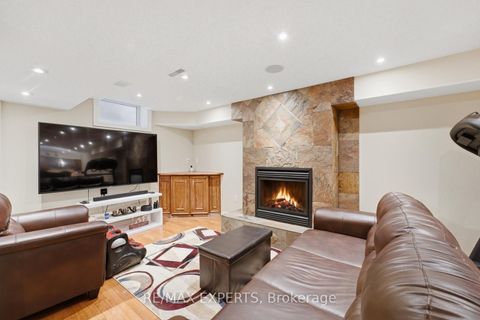 Photo 31 at 215 Velmar Drive, East Woodbridge, Vaughan