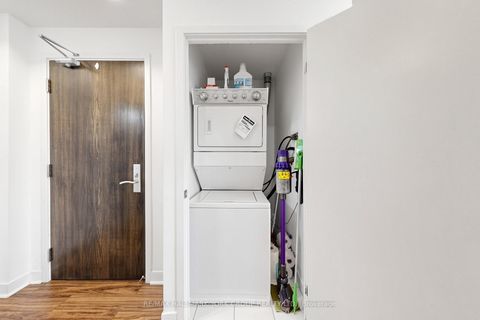 Photo 17 at 612 - 840 Queen's Plate Drive, Clairville, Toronto