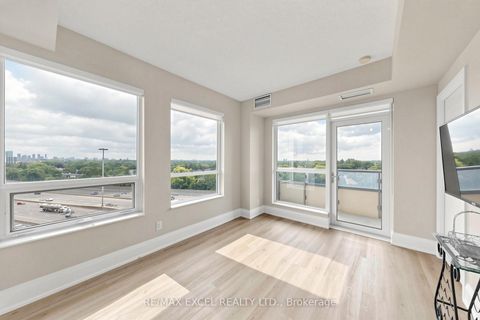 Photo 3 at 906 - 120 Harrison Garden Boulevard, Willowdale East, Toronto