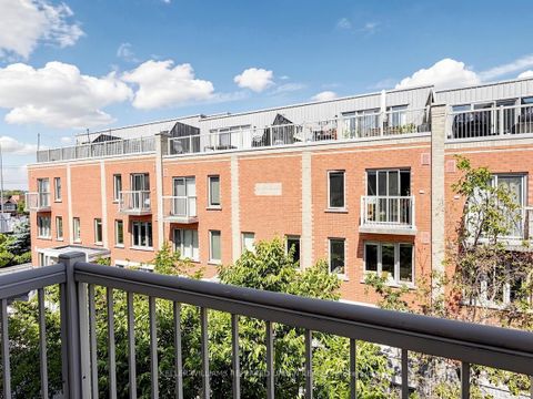 Photo 11 at 213 - 20 Foundry Avenue N, Junction, Toronto