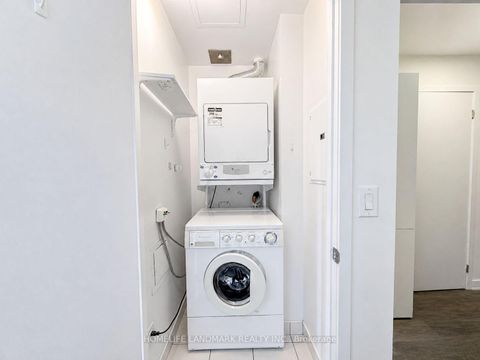 Photo 18 at 1711 - 55 Regent Park Boulevard, Regent Park, Toronto