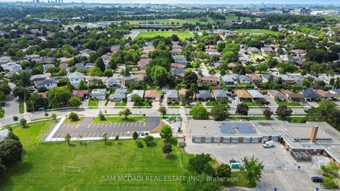 Photo 1 at 248 Wellesworth Drive, West Deane, Toronto