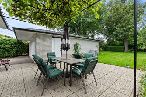 Photo 6 at 248 Wellesworth Drive, West Deane, Toronto