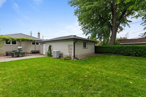 Photo 7 at 248 Wellesworth Drive, West Deane, Toronto