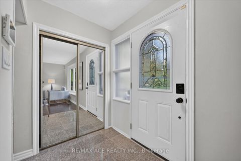 Photo 4 at 100 Merkley Square, Morningside, Toronto