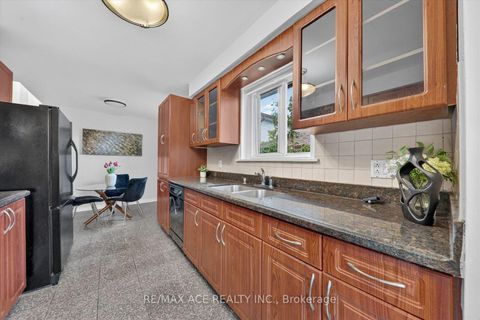 Photo 16 at 100 Merkley Square, Morningside, Toronto