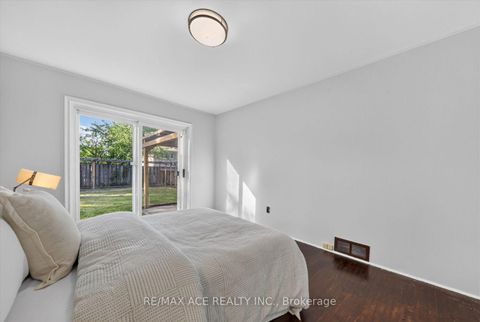 Photo 25 at 100 Merkley Square, Morningside, Toronto