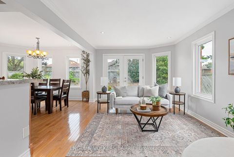 Photo 8 at 19 Grand Forest Drive, Bayshore, Barrie
