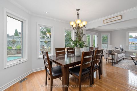 Photo 12 at 19 Grand Forest Drive, Bayshore, Barrie