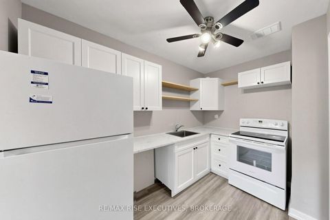 Photo 18 at 304 - 160 The Donway W, Don Mills, Toronto