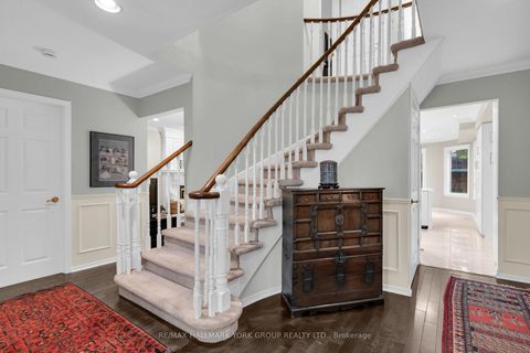 Photo 4 at 95 Gilbank Drive, Aurora Heights, Aurora