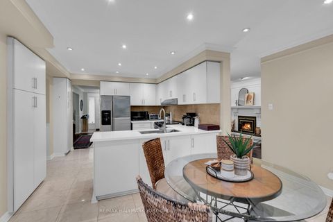 Photo 12 at 95 Gilbank Drive, Aurora Heights, Aurora