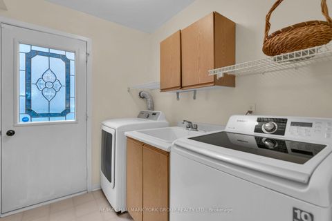 Photo 18 at 95 Gilbank Drive, Aurora Heights, Aurora